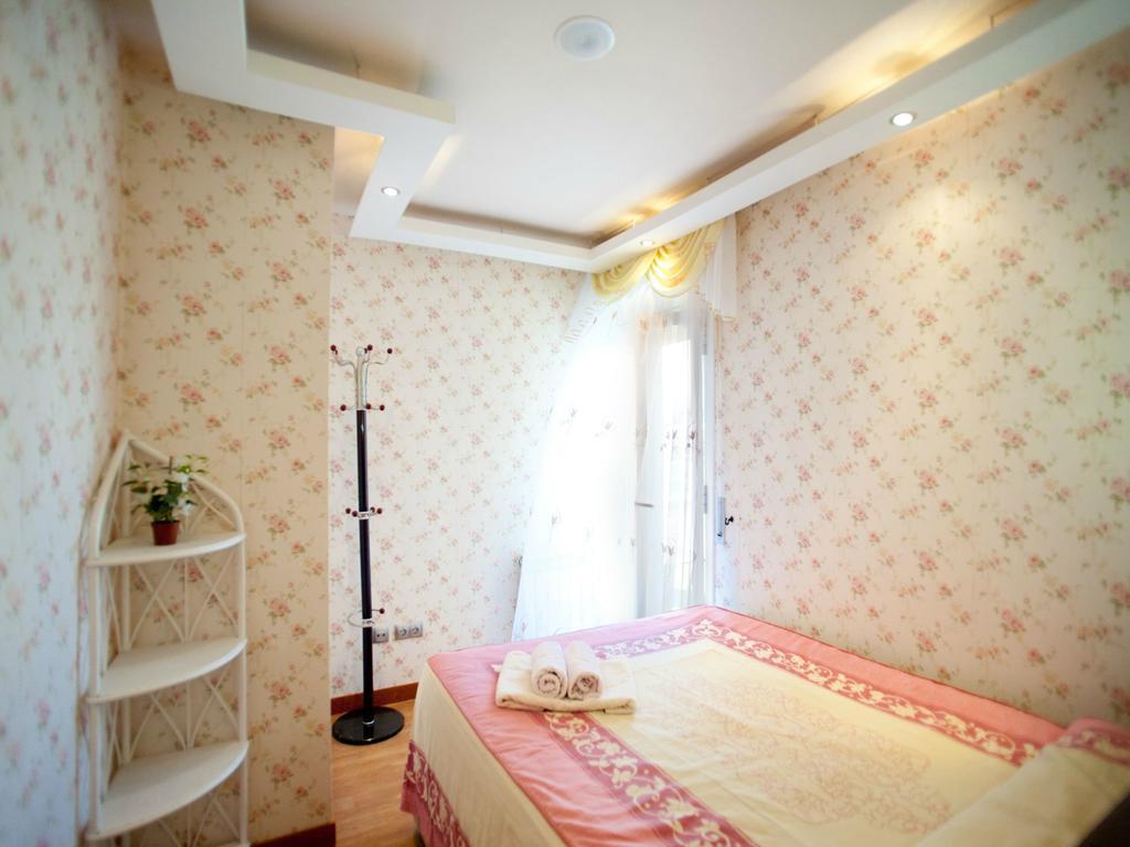 Bed And Breakfast En Салоу Стая снимка