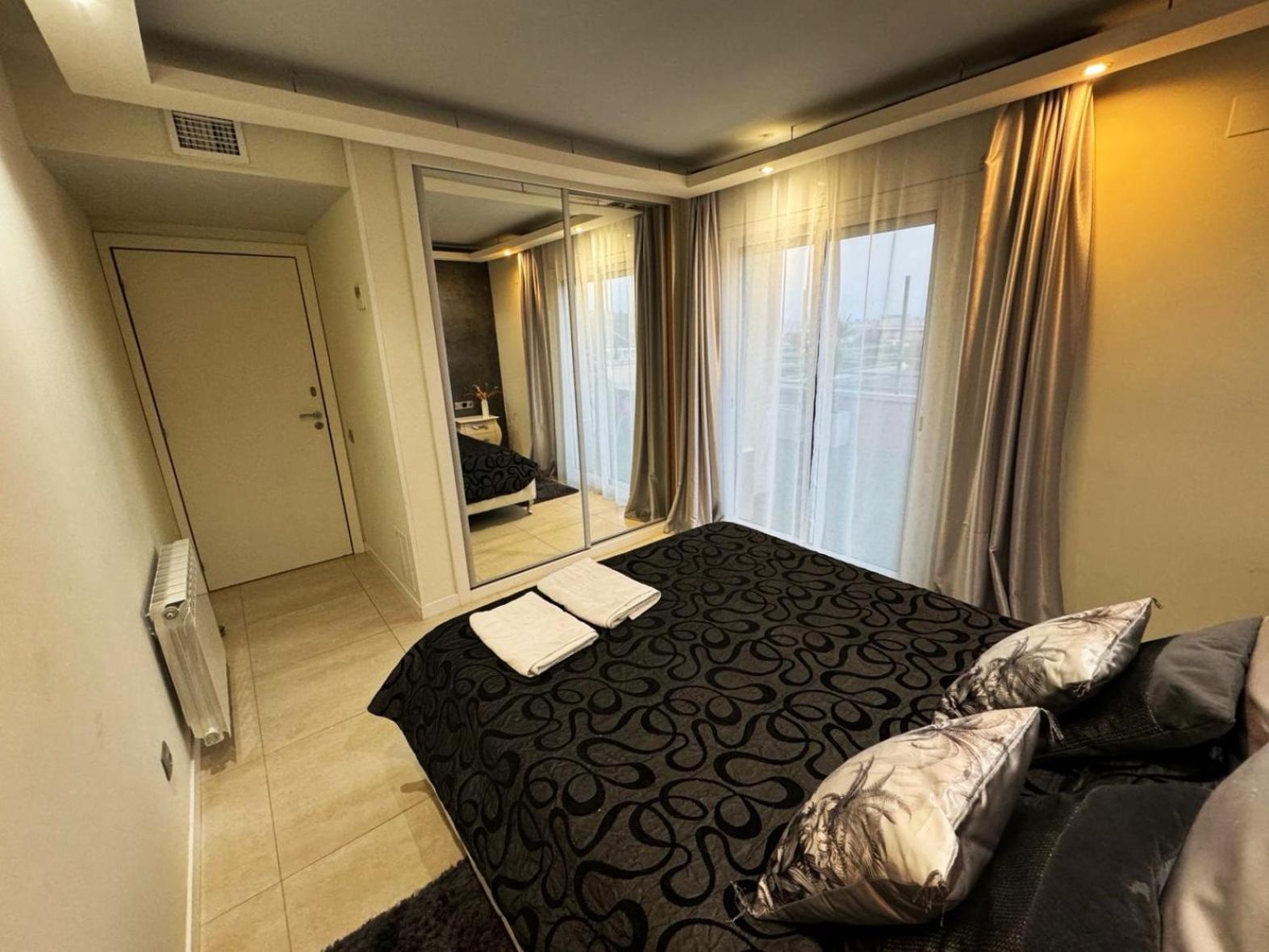 Bed And Breakfast En Салоу Екстериор снимка