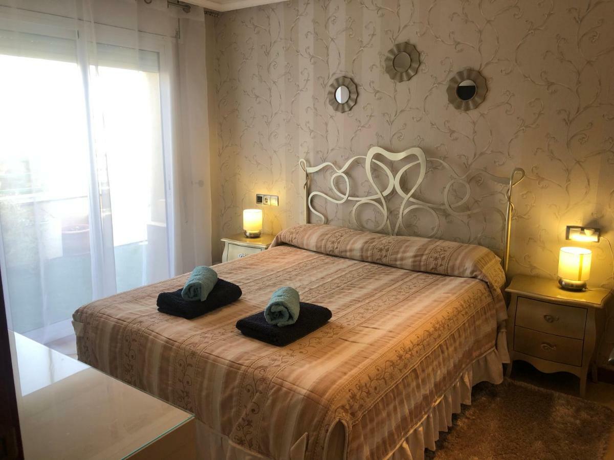 Bed And Breakfast En Салоу Екстериор снимка